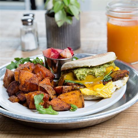 Breakfast places in memphis. Things To Know About Breakfast places in memphis. 